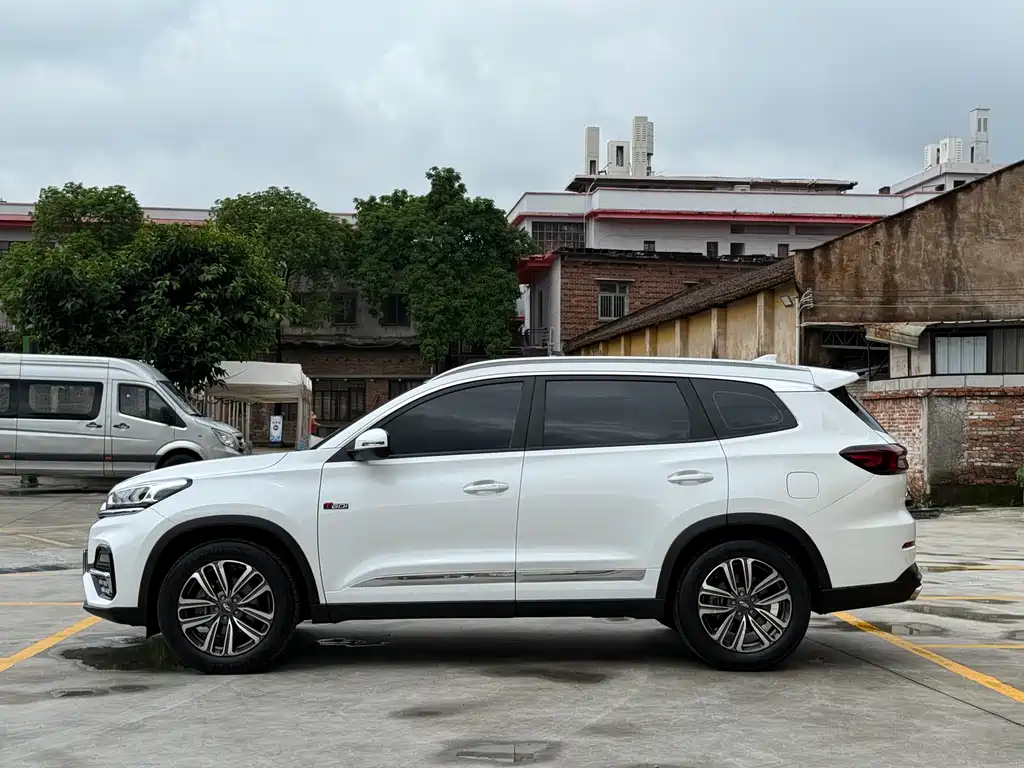 Tiggo 8 瑞虎8 2021款 鲲鹏版 290 TGDI 自动逐风+版