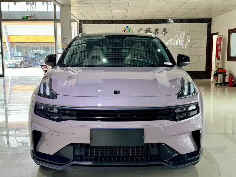 Lynk & Co 06 Remix 1.5 T Shero