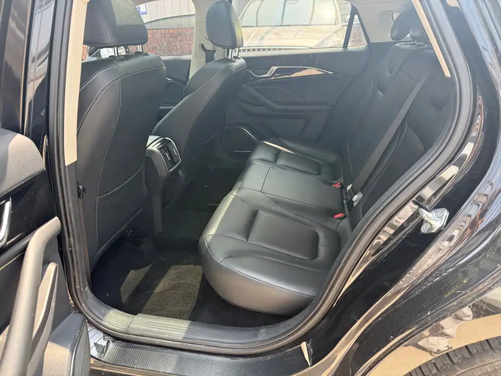 Besturn B70 1.5 T Auto Joy