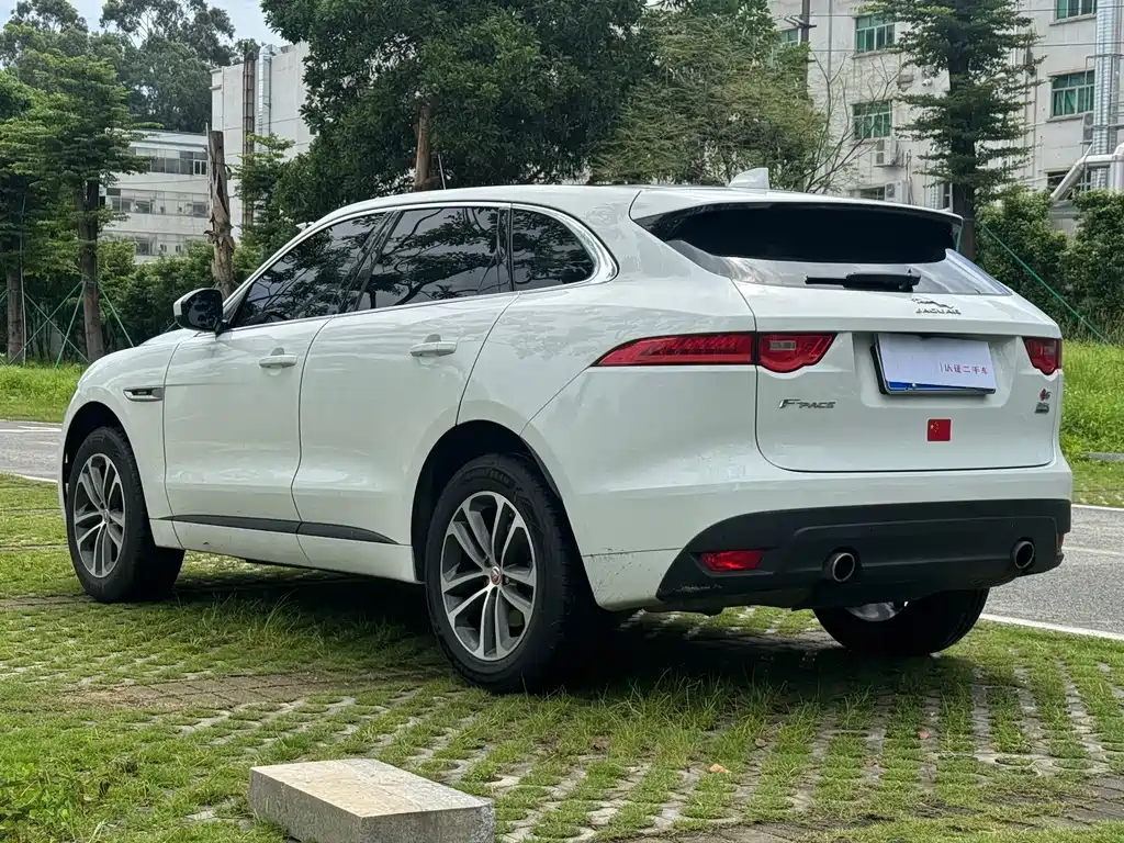 Jaguar F-PACE 3.0 SC 4 WD R-Sport Sport
