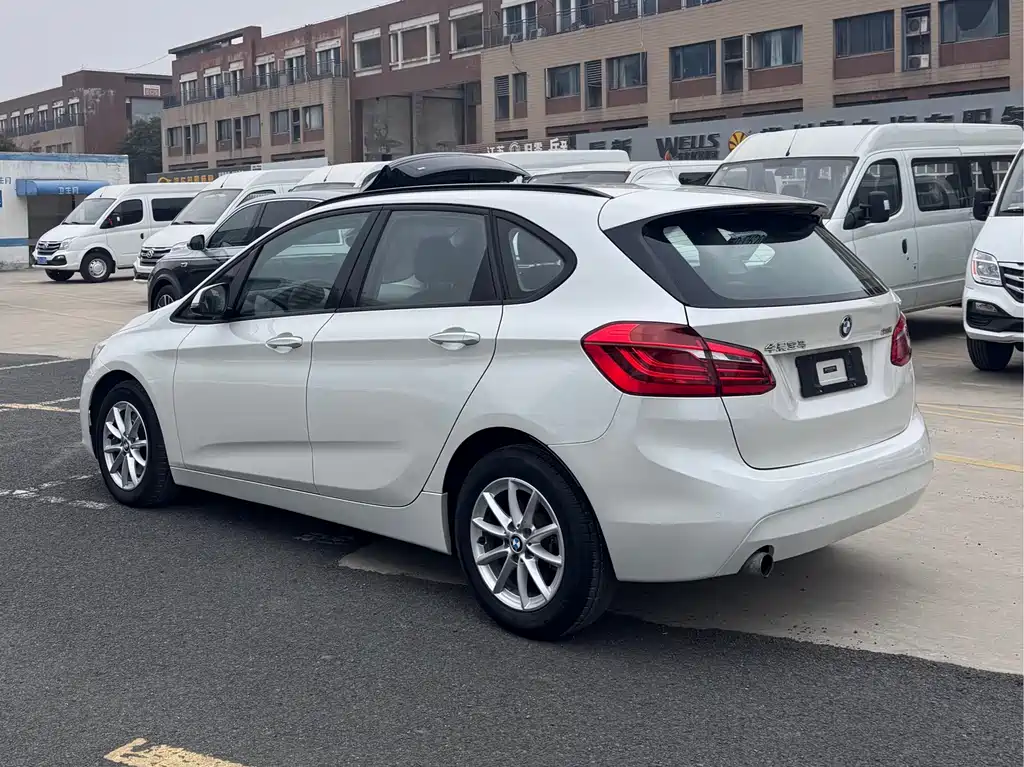 BMW 2 Series Active Tourer 218 i Fashion