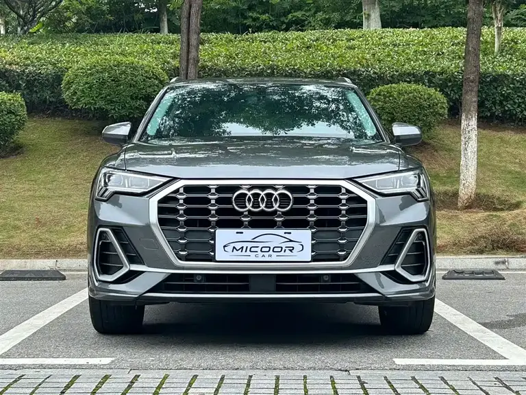 Audi Q3 35 TFSI Fashion Dynamic