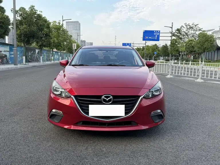 Mazda 3 Axela Sedan 1.5 L Auto Comfort