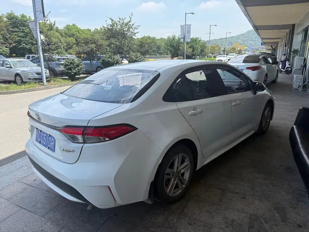 Levin 雷凌 2021款 TNGA 1.5 L CVT领先版