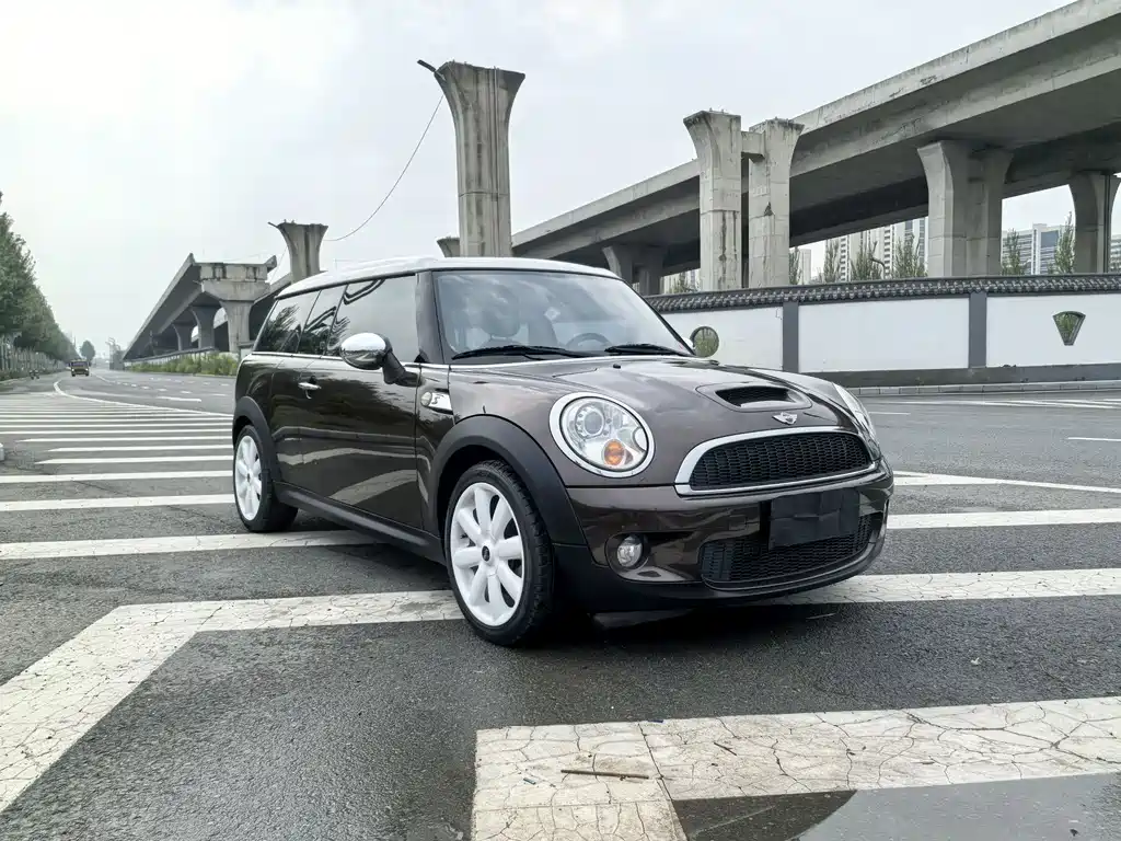 MINI CLUBMAN 1.6 T COOPER S