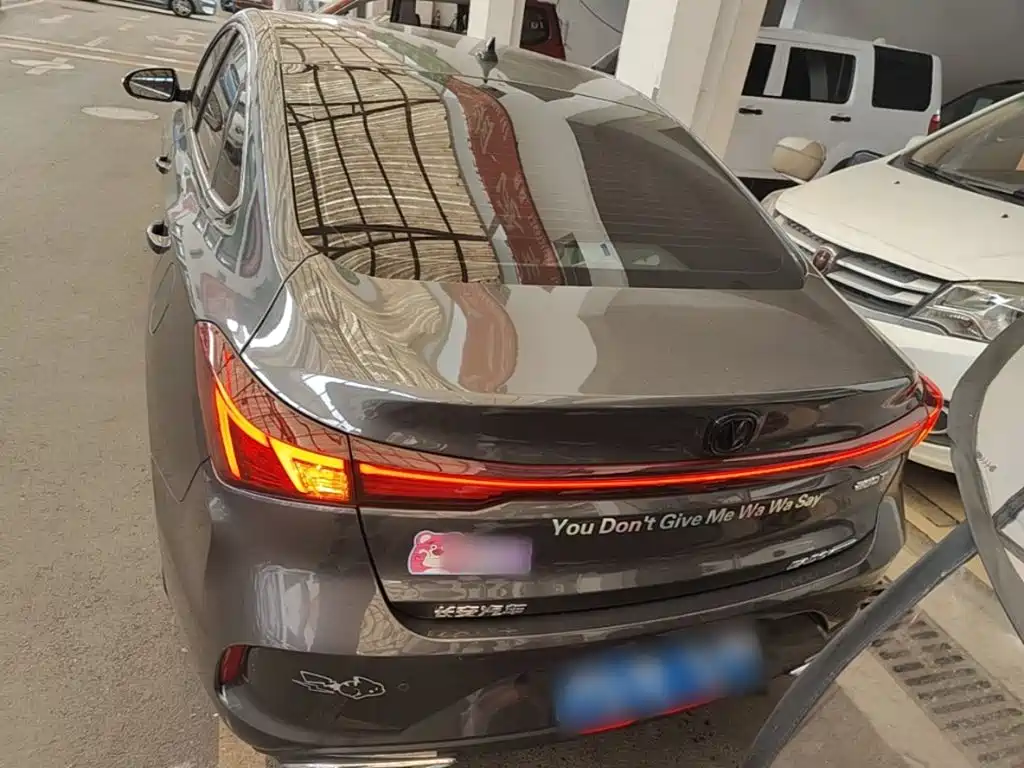 Eado Smooth Enjoyment PLUS Blue Whale NE 1.4 T GDI DCT Distinguished