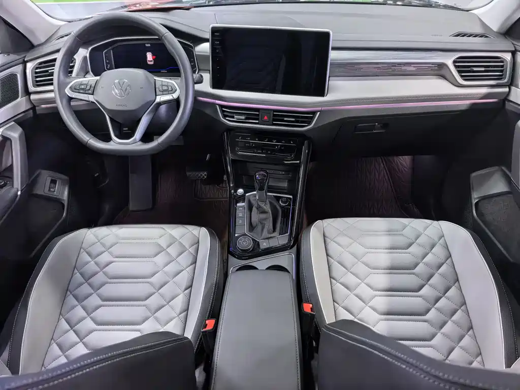 Tayron X 380 TSI 4 WD Flagship Smart