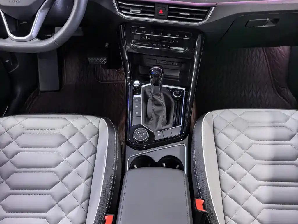 Tayron X 380 TSI 4 WD Flagship Smart