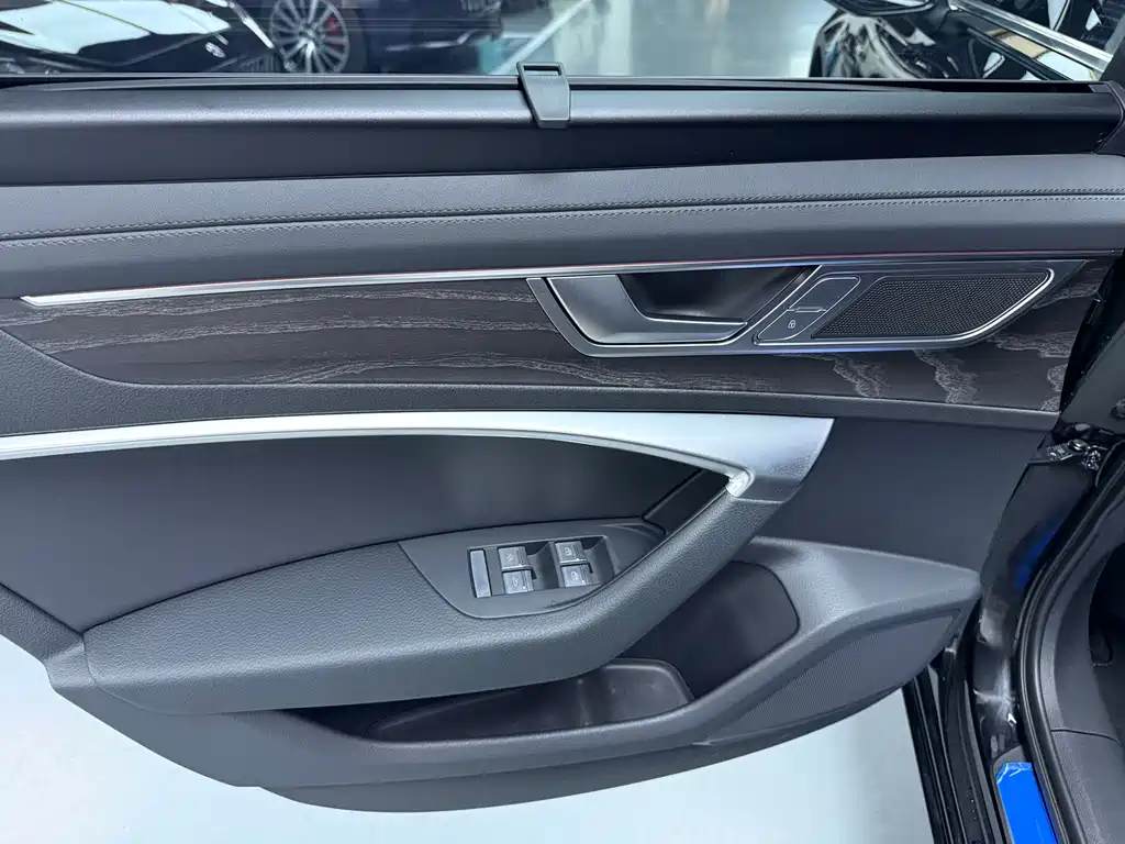 Audi A6 L 45 TFSI Select Dynamic