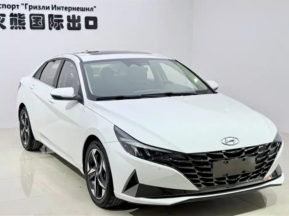 Elantra 1.5 L CVT LUX Distinguished