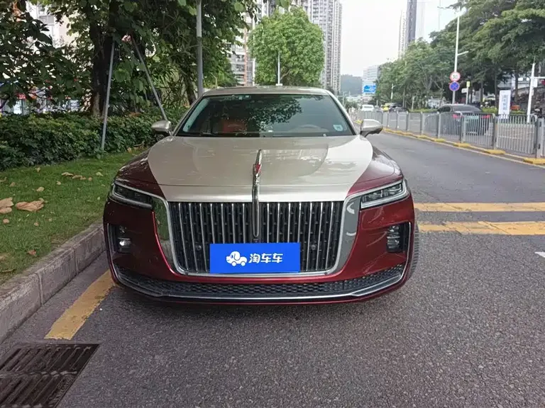 Hongqi H9 2.0 T Connected Flagship Enjoyment