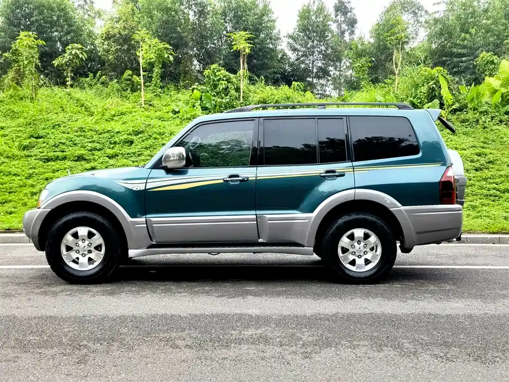 Pajero (Import) 帕杰罗(进口) V73 2004款 3.0 L 自动