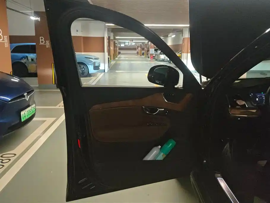 Volvo XC90 B6 Smart Ease Luxury 7-seat