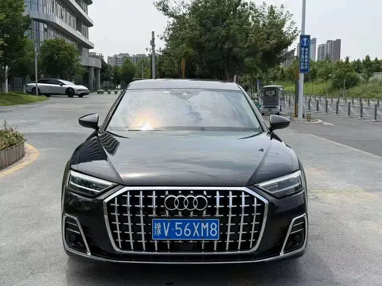 Audi A8 A8 L 50 TFSI quattro Comfort