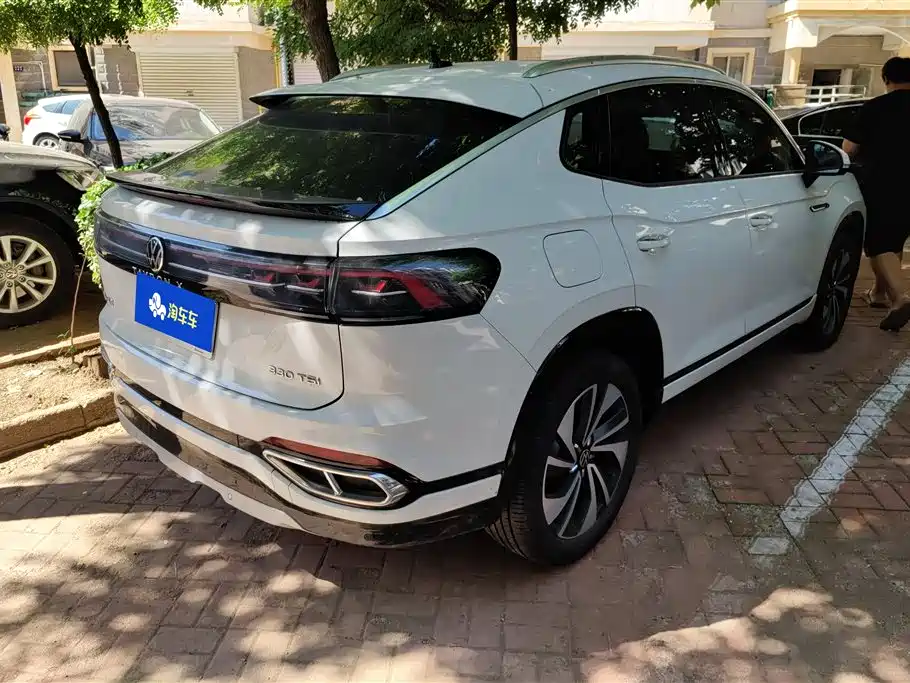 Tayron X 330 TSI 2 WD Distinguished High Energy