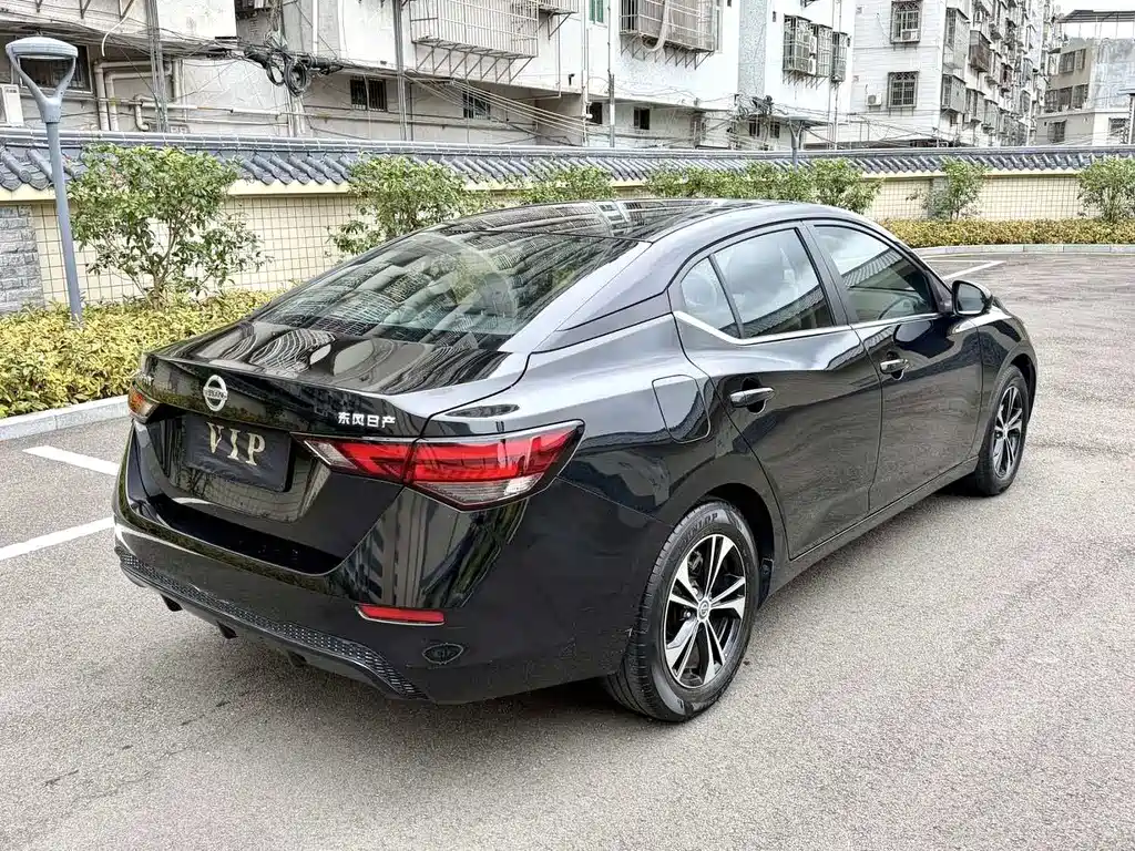 Sylphy 1.6 L XL CVT Joy