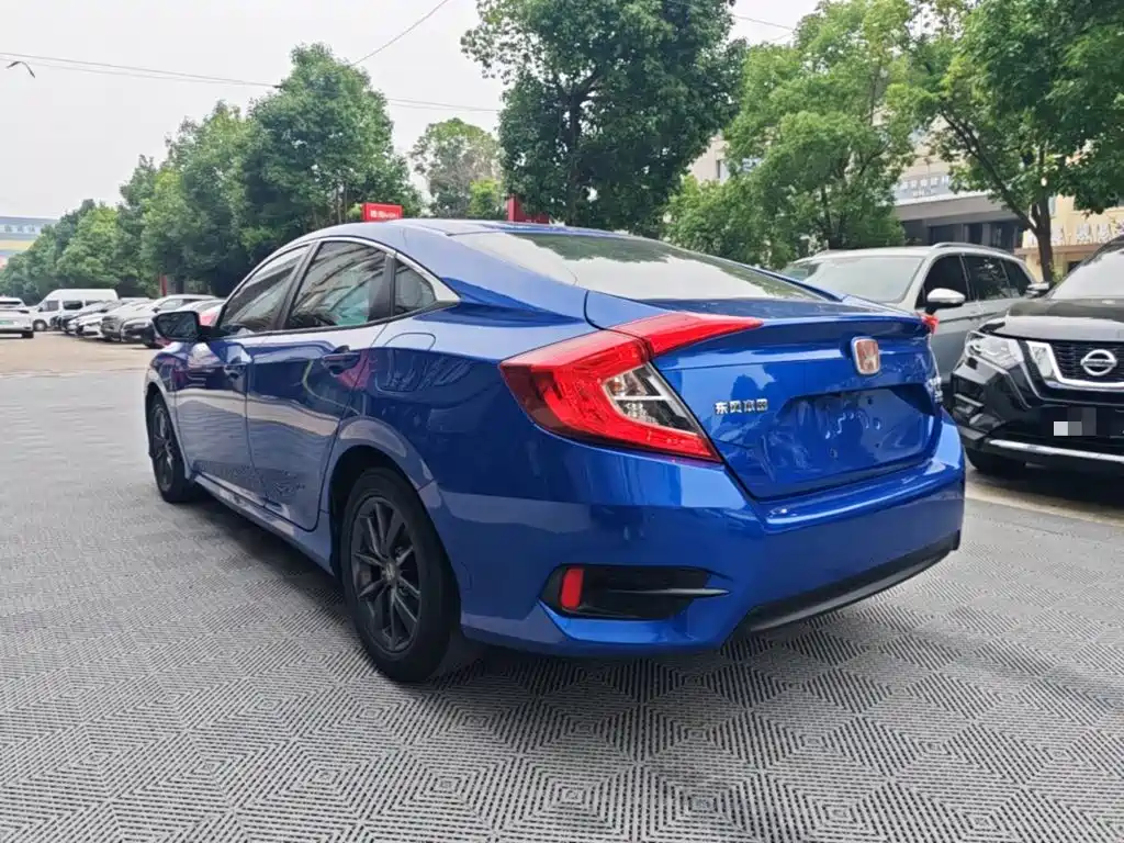 Civic 220 TURBO CVT Power Motion CN-V