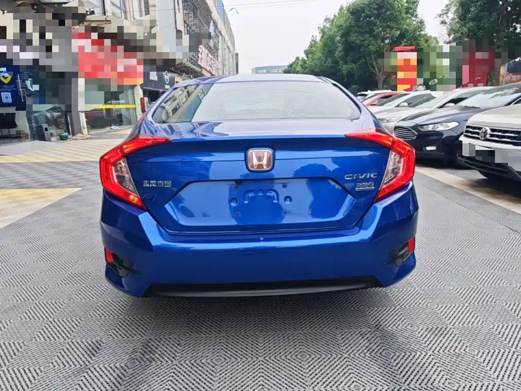 Civic 220 TURBO CVT Power Motion CN-V