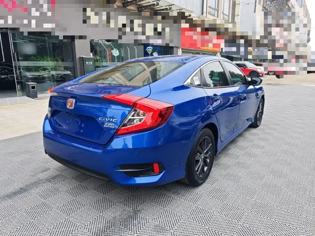 Civic 220 TURBO CVT Power Motion CN-V