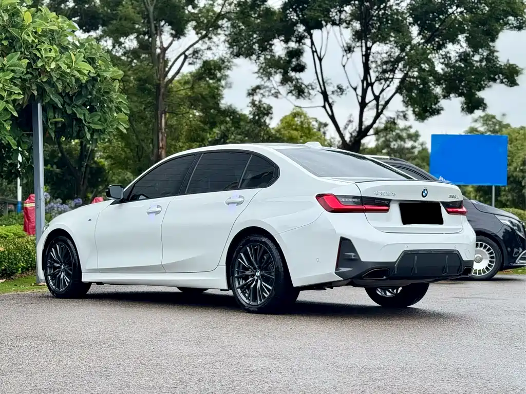 BMW 3 Series 325 Li M Sport Night Package