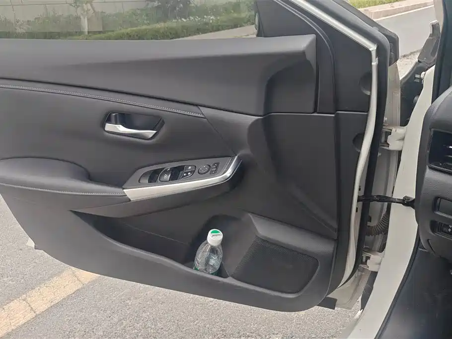Sylphy Electric Drive e-POWER Super Connected PLUS
