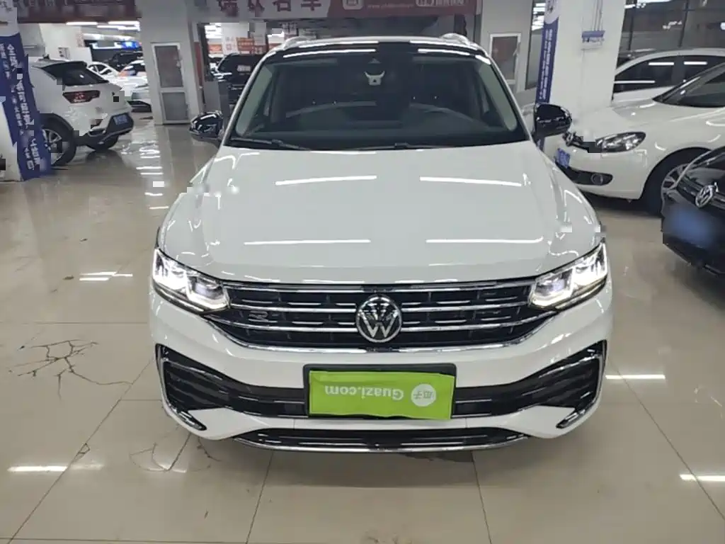 Tiguan X 330 TSI 2 WD Flagship