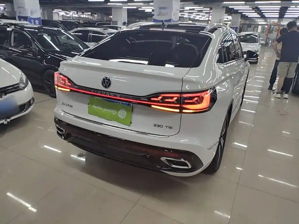 Tiguan X 330 TSI 2 WD Flagship
