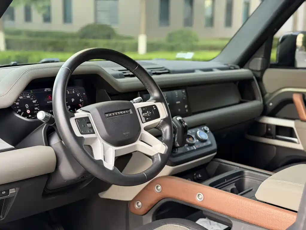 Land Rover Defender 90 P400 X-DYNAMIC S