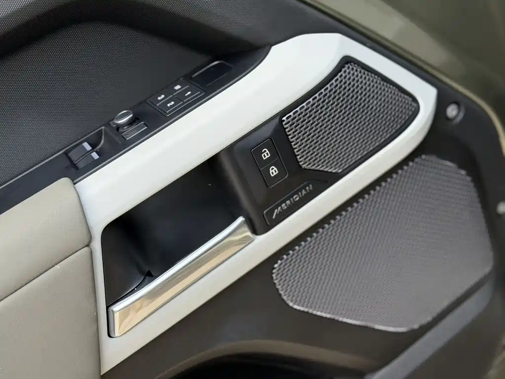 Land Rover Defender 90 P400 X-DYNAMIC S