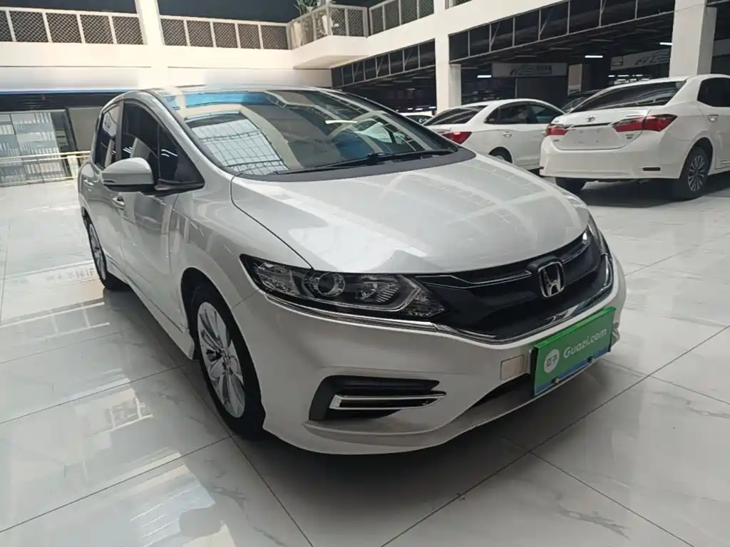 Jade 1.8 L Auto Comfort 5-seat