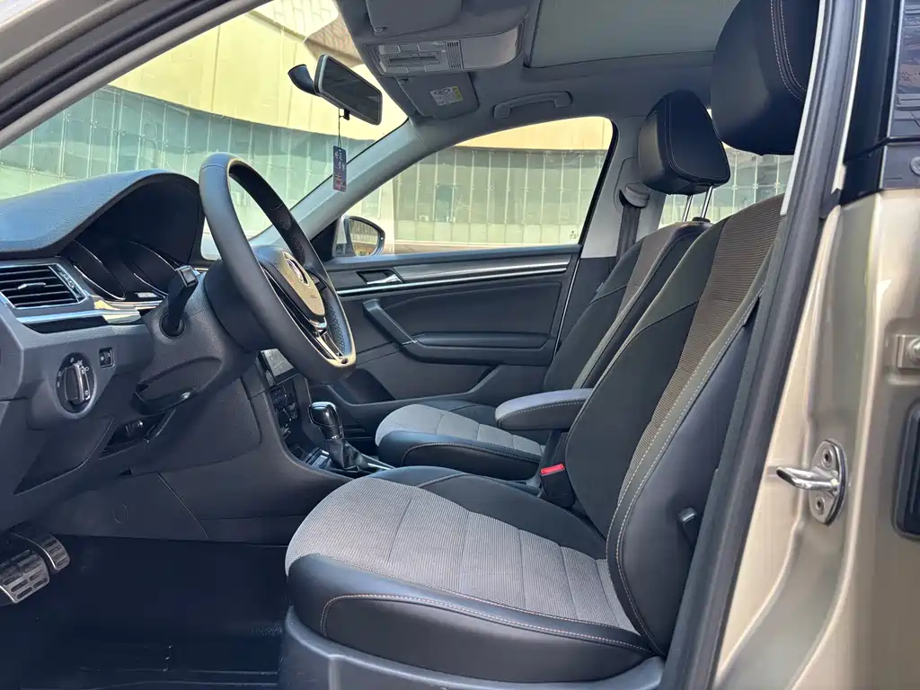 C-TREK 230 TSI DSG Comfort