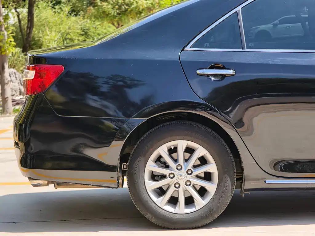 Camry 2.5 G Luxury