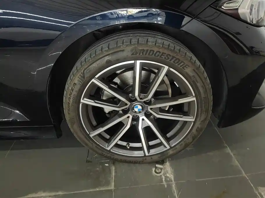 BMW 3 Series 325 Li M Sport Package