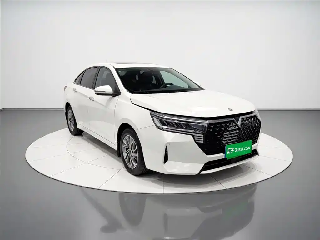 Venucia D60 PLUS 1.6 L XL CVT Joy Leading