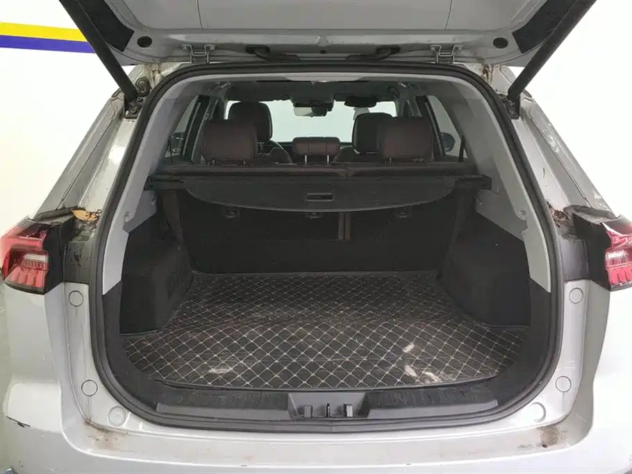 Tiggo 8 PRO 390 T 4 WD Ocean 5-seat