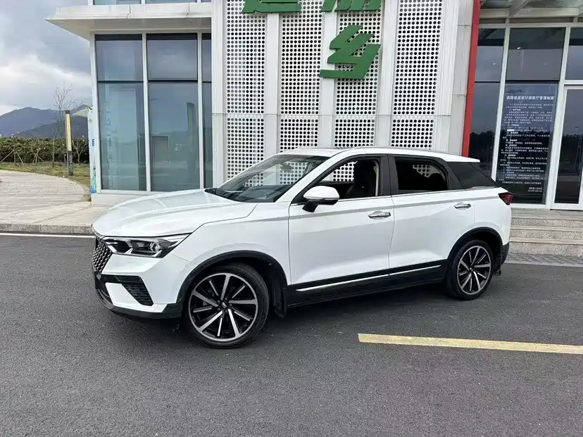 Besturn T77 230 TID Auto Luxury CN-V