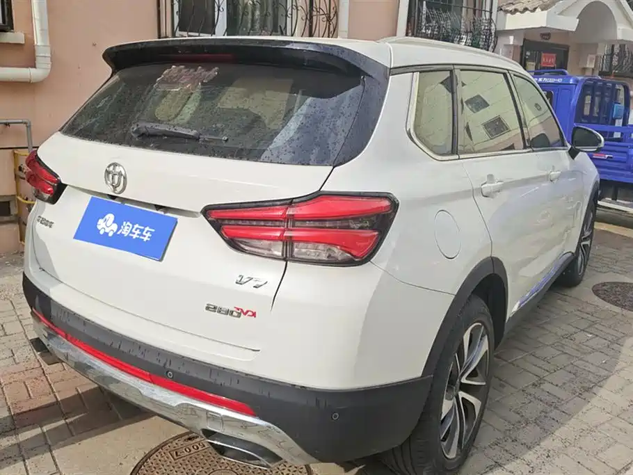 Brilliance V7 280 T DCT Luxury 5-seat