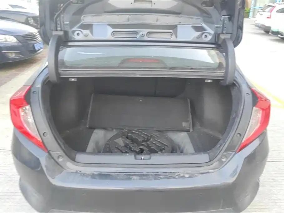 Civic 220 TURBO CVT Power Motion CN-VI