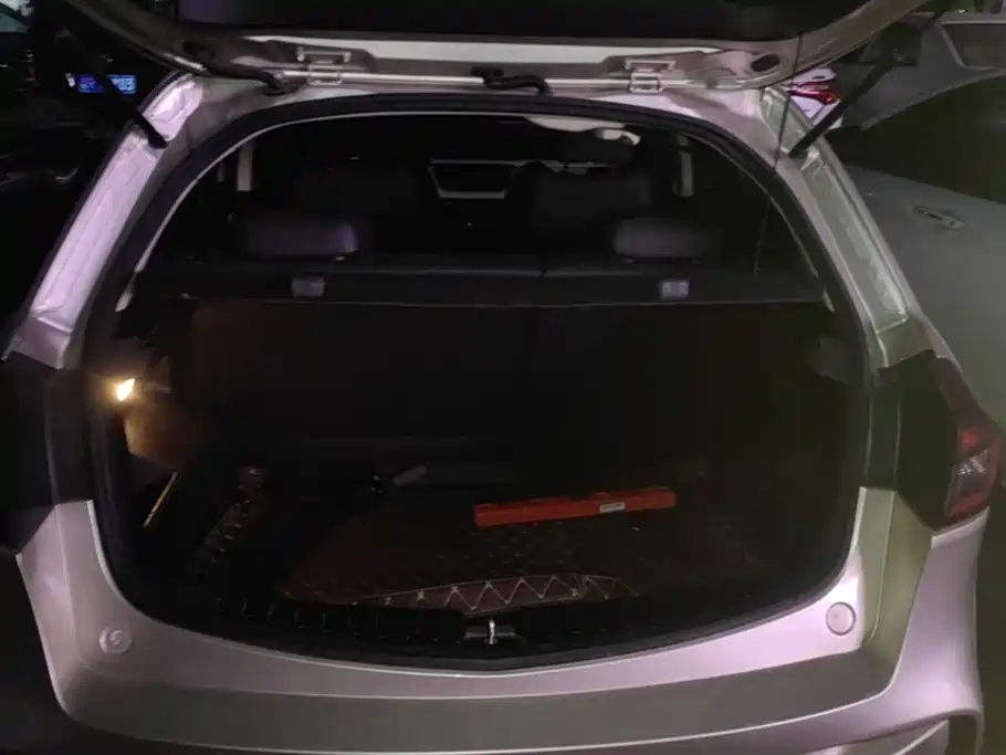 Vision X3 1.5 L CVT Distinguished