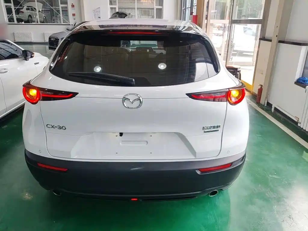 Mazda CX-30 2.0 L Auto Jiayue