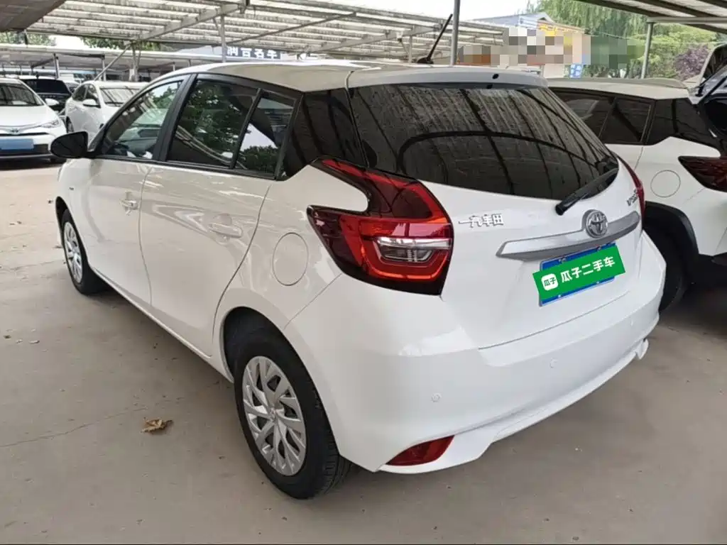 Vios FS 1.5 L CVT Sharp Speed