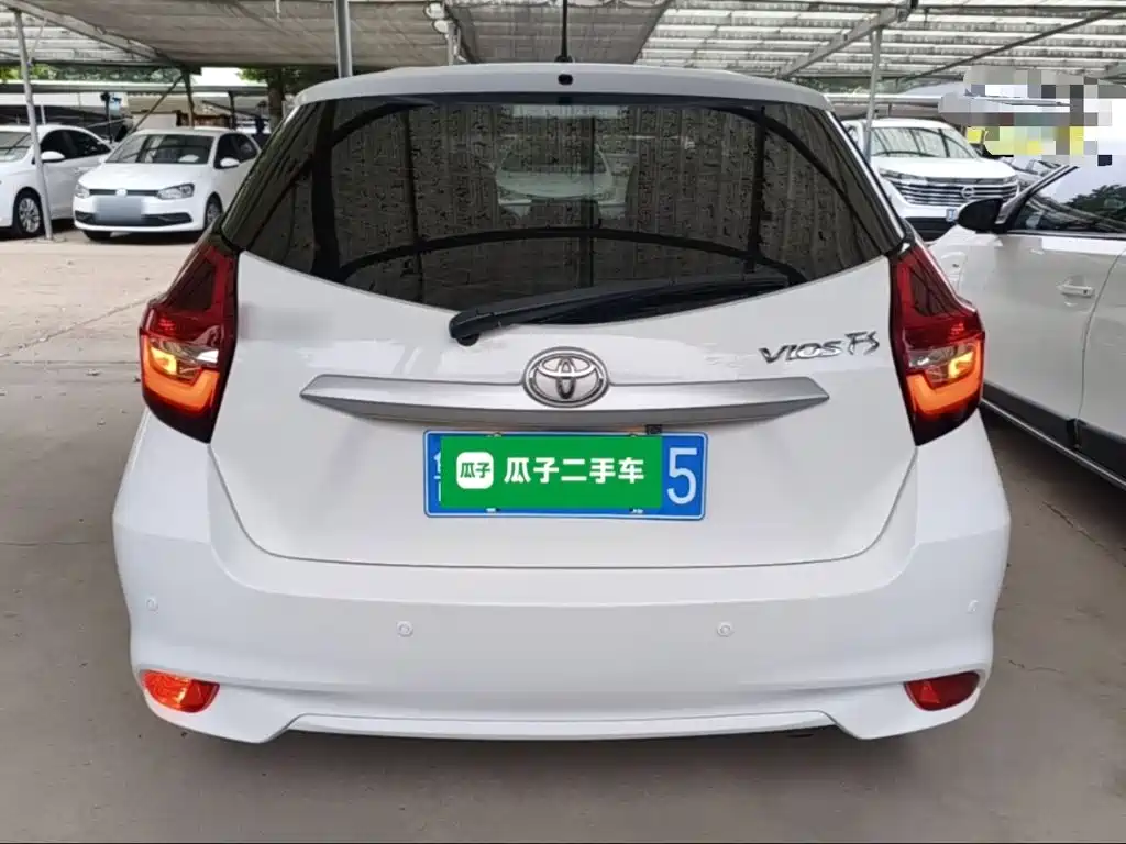 Vios FS 1.5 L CVT Sharp Speed