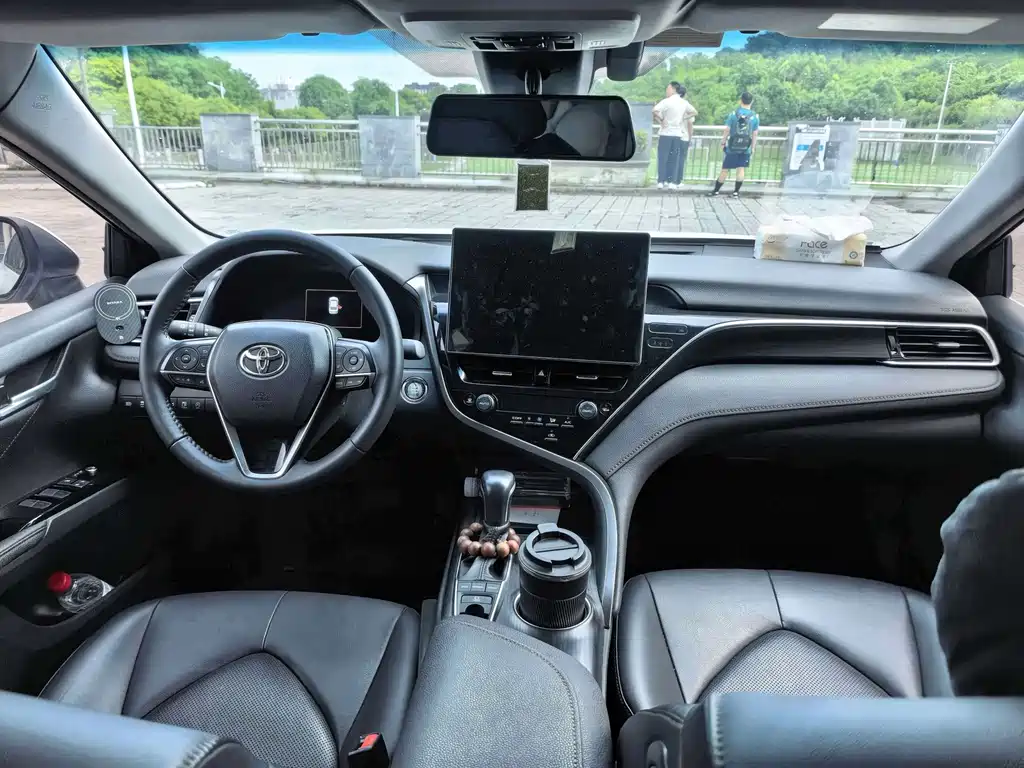Camry 2.5 G Luxury