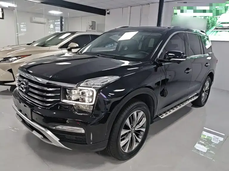 GAC Trumpchi GS8 320 T 2 WD Luxury Connected (7-seat)