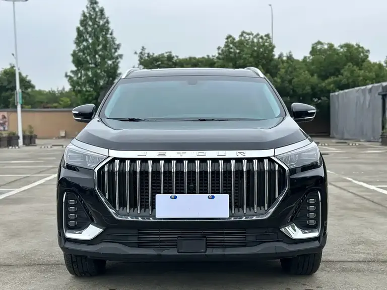 Jetour X90 PLUS 1.6 TD DCT Elite 7-seat