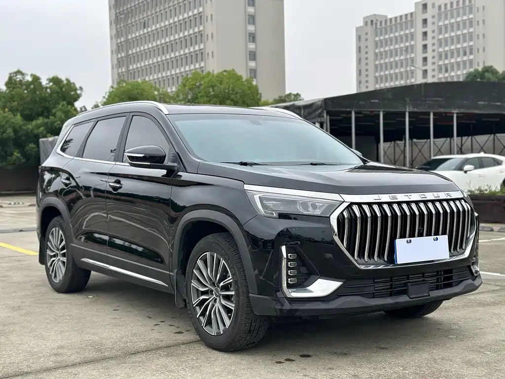 Jetour X90 PLUS 1.6 TD DCT Elite 7-seat