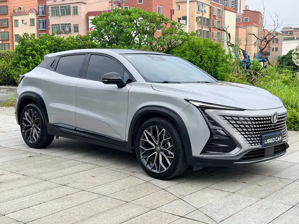 Changan UNI-T 1.5 T Distinguished