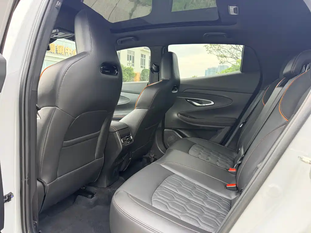 Changan UNI-T 1.5 T Distinguished