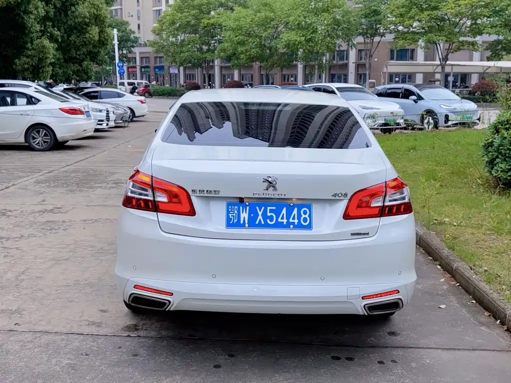 Peugeot 408 350 THP Auto Luxury