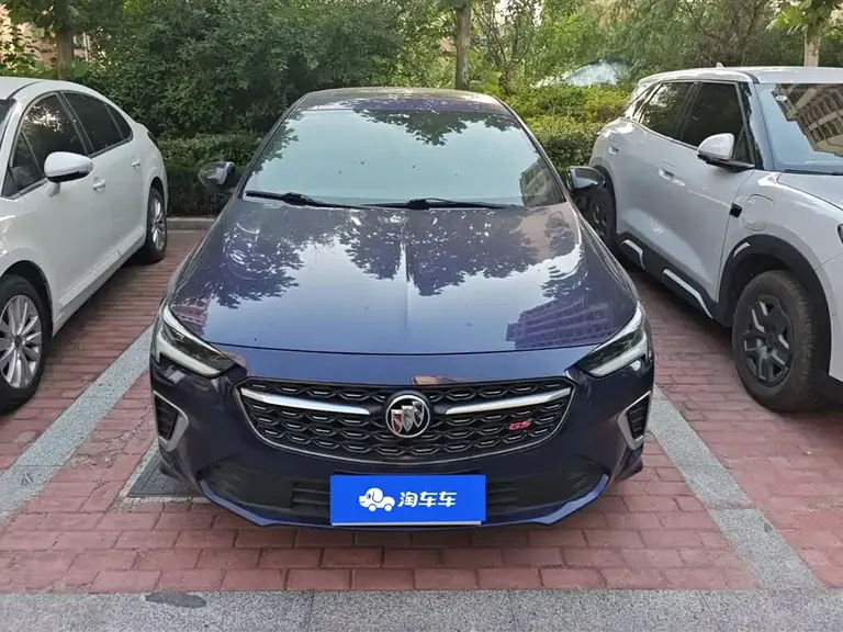 Buick Regal GS 28 T Elite